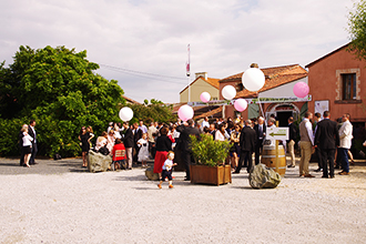 mariage au village Vigneron